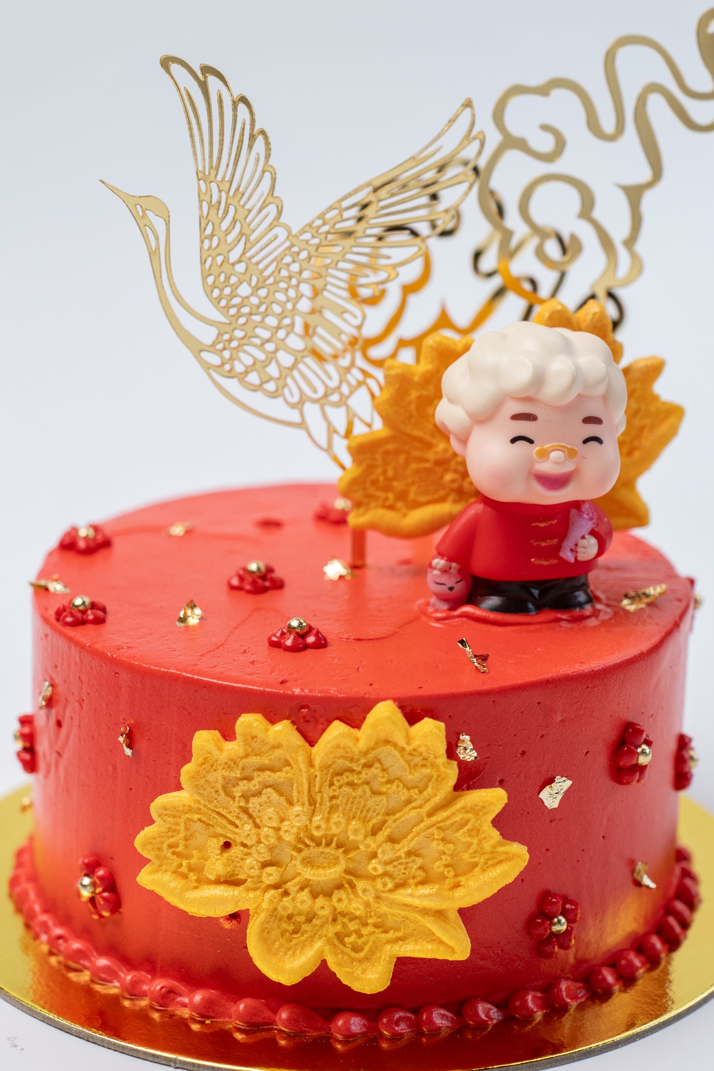 Chinese Birthday Cake - Ama, Gold Peonies and Crane