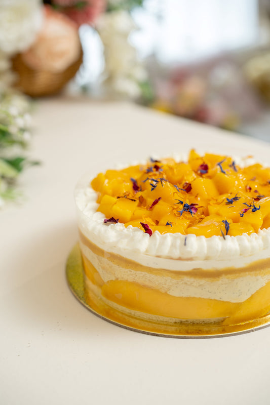 Mango Mascarpone Cake