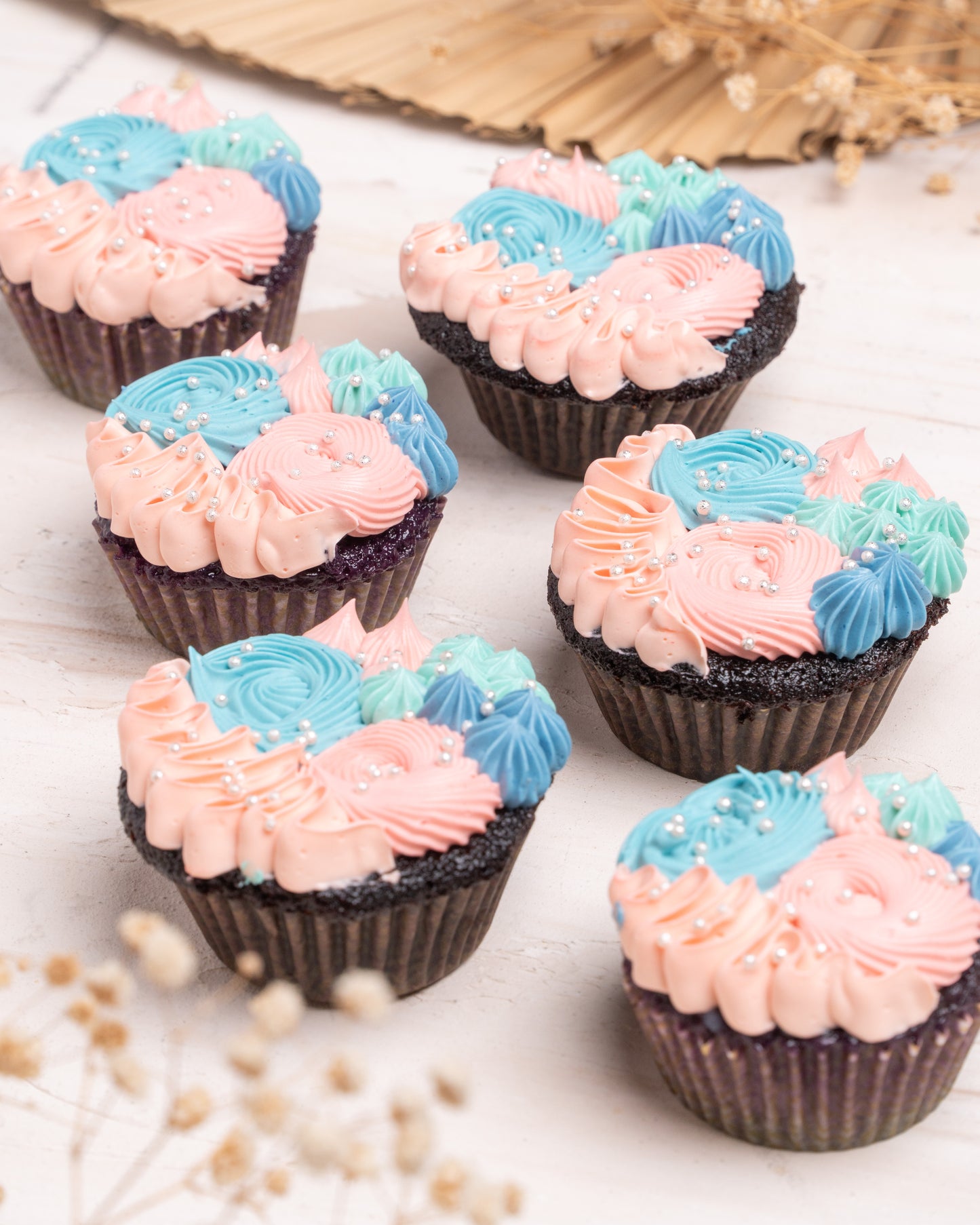 Chico Gender Reveal Cupcakes